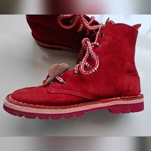 Naartjie red suede girls Boots  2 US  Flower Vintage EUC unique
